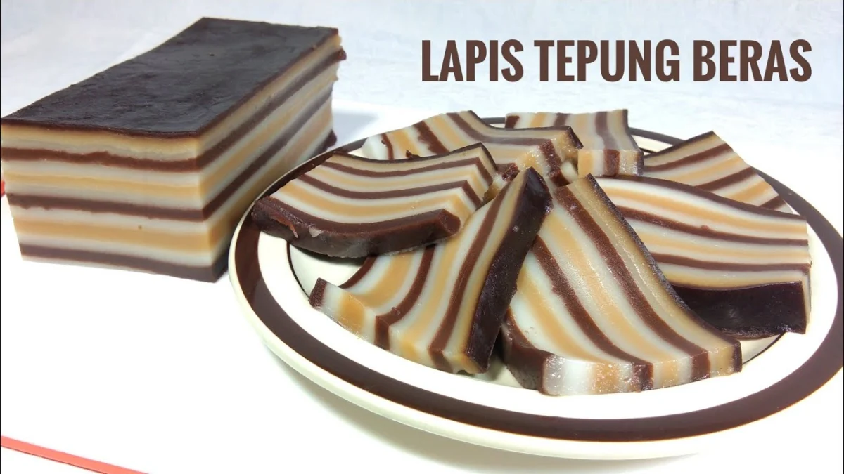 KUE LAPIS MOKA YANG CANTIK DAN ENAK DI MAKAN