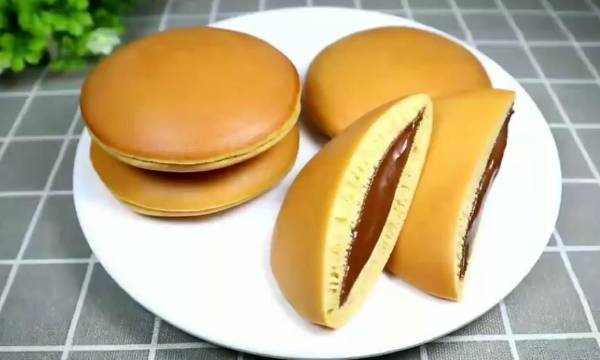 CARA BUAT DORAYAKI MAKANAN KHAS KARTUN DORAEMON