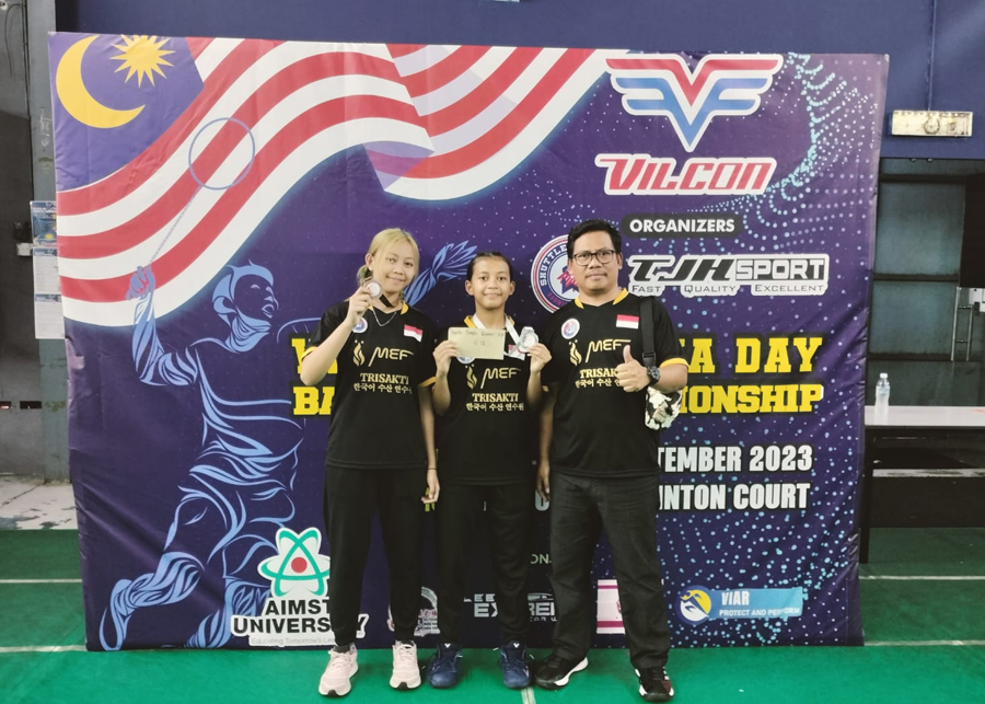 Atlet Asal Indramayu, Agashi dan Mercy menjadi juara di Malaysia didampingi sang ayah Waslani