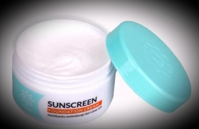 Salah satu dari 5 Merk Sunscreen Terbaik Murah dan Aman