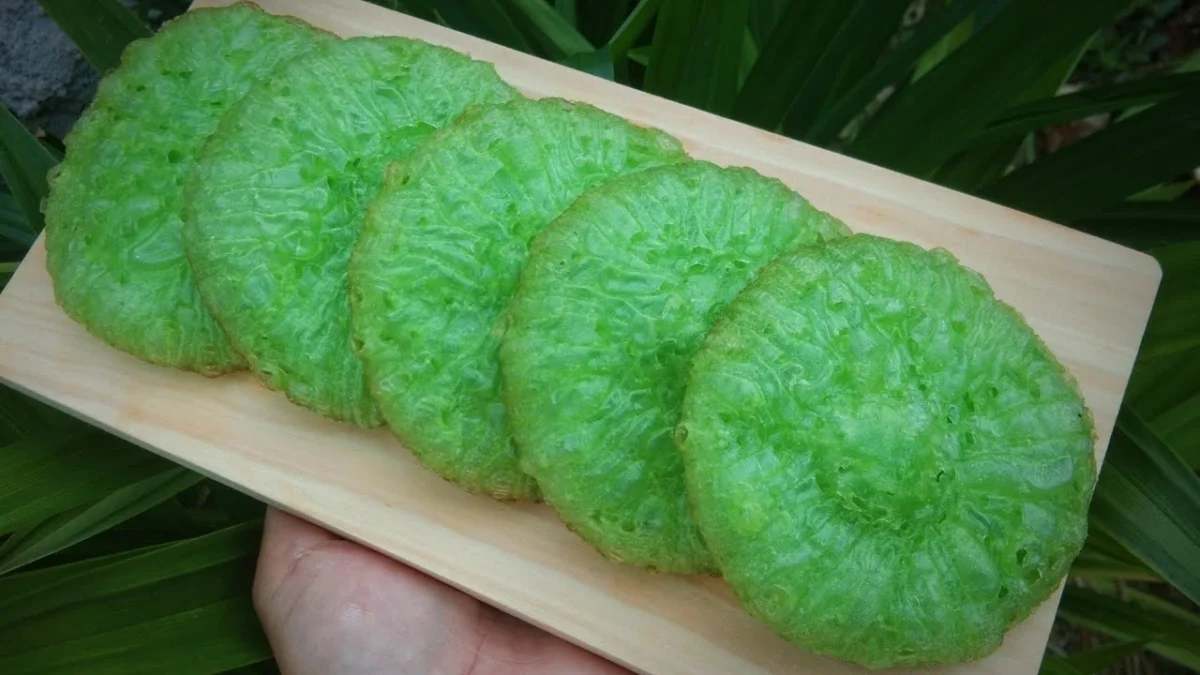 RESEP KUE CUCUR PANDAN YANG ENAK DAN LEGIT SAAT DI MAKAN