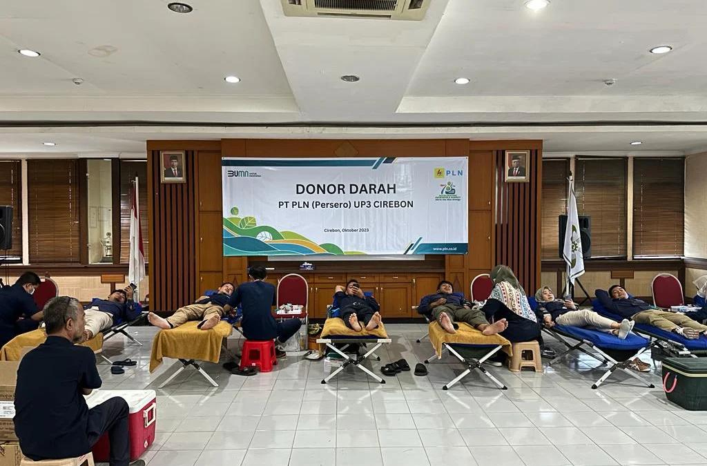 Menyambut Hari Listrik Nasional, PLN UP3 Cirebon Menggandeng PMI Kota Cirebon Gelar Kegiatan Donor Darah