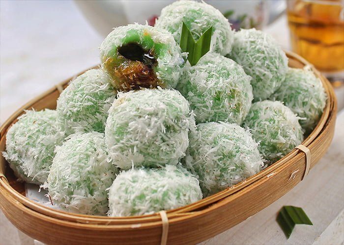 Resep klepon makanan tradisional.