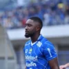 Gelandang Asing Persib Bandung Levy Madinda