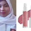 ilustrasi lip cream favourit remaja