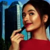 ilustrasi warna lipstik untuk kulit sawo matang