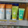 sunscreen untuk kulit berminyak di alfamart