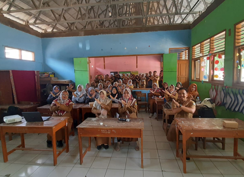 KKG Gugus III Harjamukti Kota Cirebon melaksanakan sosialisasi guna Melawan Bullying