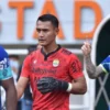 Potret Kiper Persib Bandung Reky Rahayu