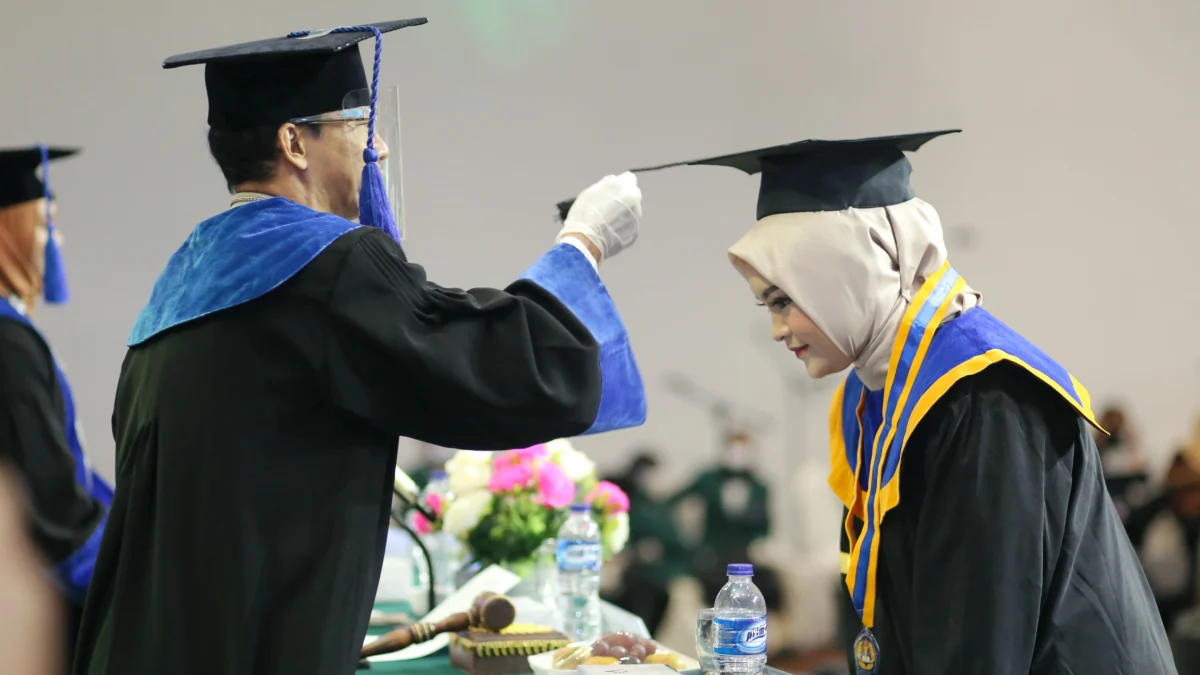 Wisuda XVIII STMIK IKMI Cirebon