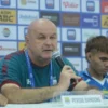 Bojan Hodak saat konferensi pers usai laga Persib kontra Arema FC.