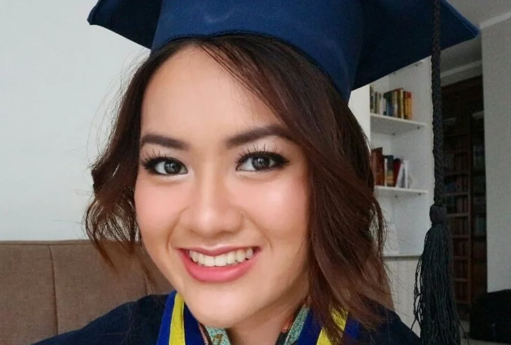 WISUDA