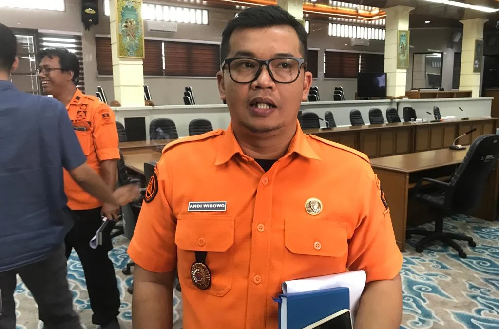 Kepala Pelaksana BPBD Kota Cirebon Andi Wibowo