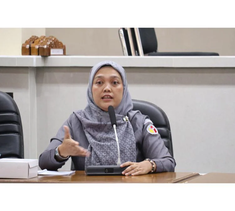 Ketua Bawaslu Kota Cirebon Devi Siti Sihatul Afiah