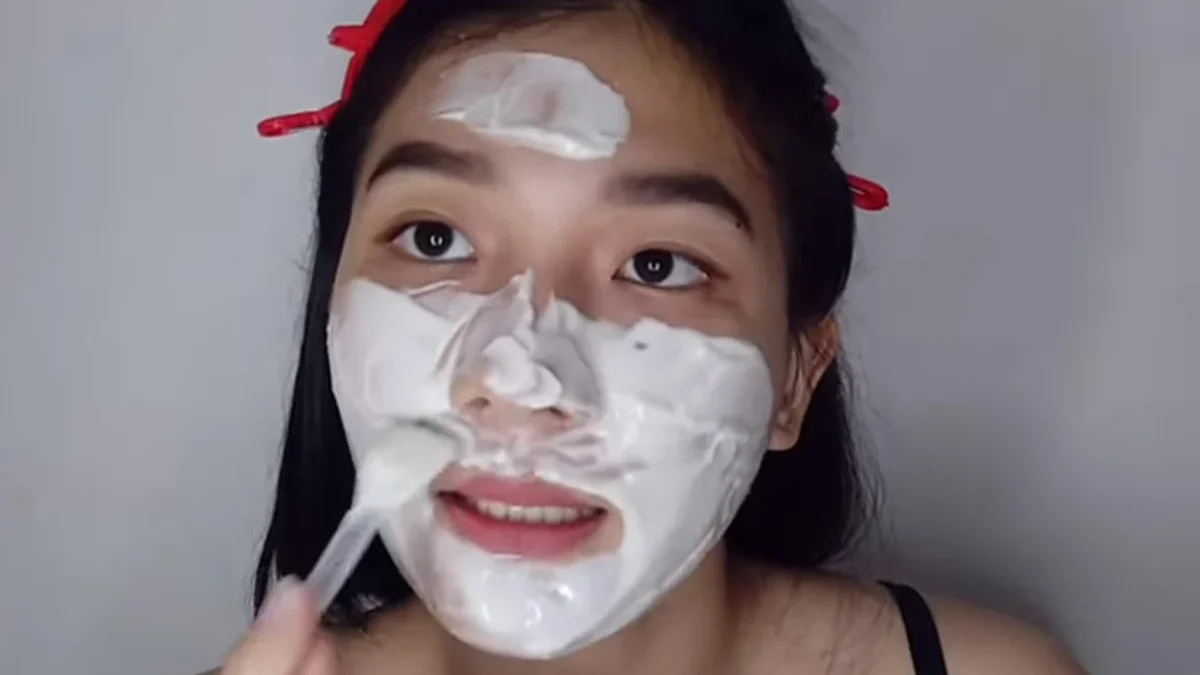 ilustrasi masker wajah foto tangkapan layar youtube julita chen