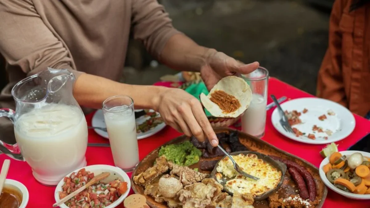 Hidangan Makanan Khas Saat Hari Raya Idul Fitri Datang