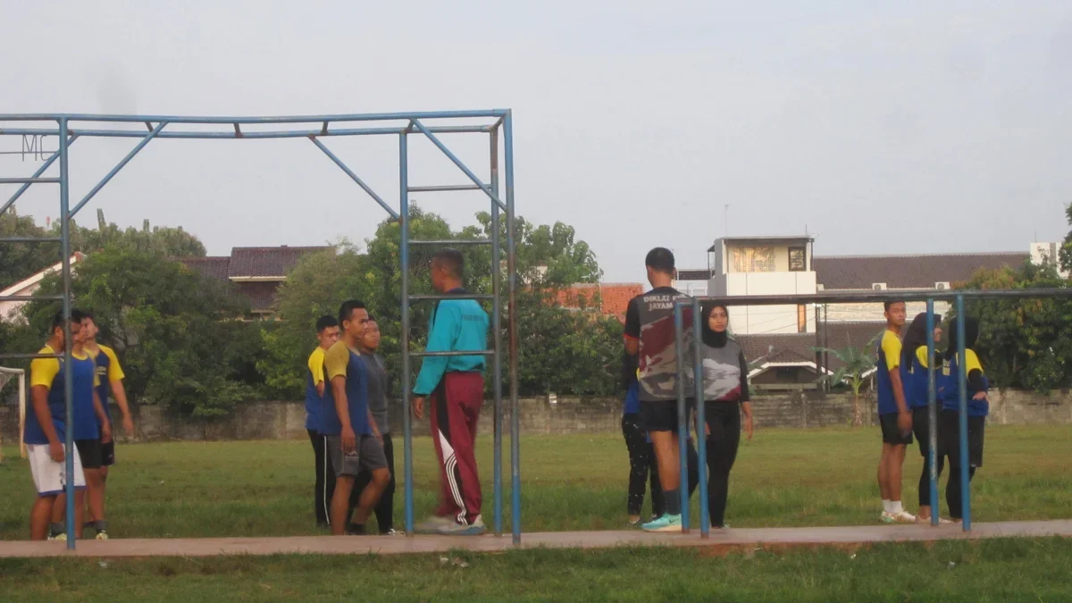 berolahraga teratur bisa meningkatkan daya tahan tubuh.