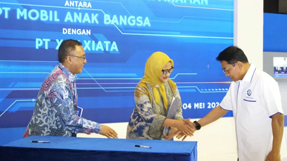 Dukung Industri Mobil Listrik Nasional, XL Axiata Sediakan Layanan ICT untuk PT MAB