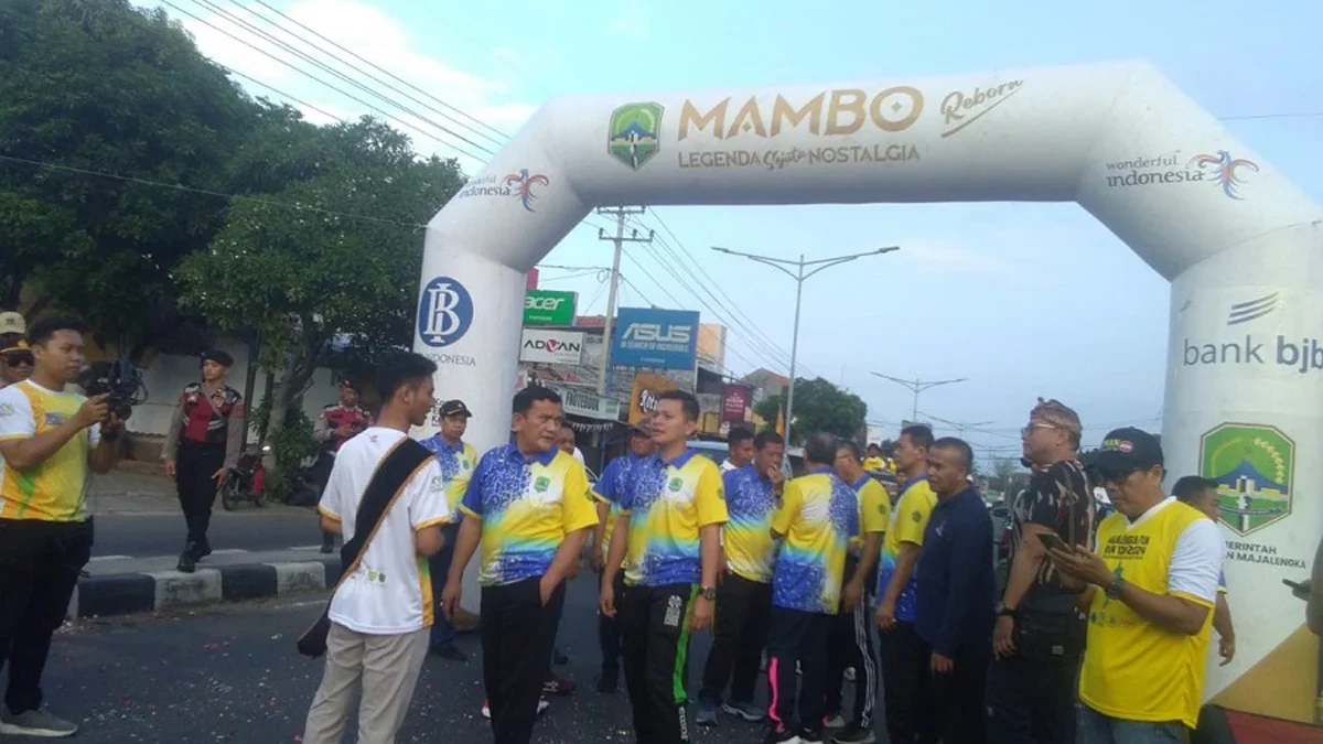 Fun Run 10 KM di Jalan KH Abdul Halim dimulai di depan lapangan GGM Majalengka.