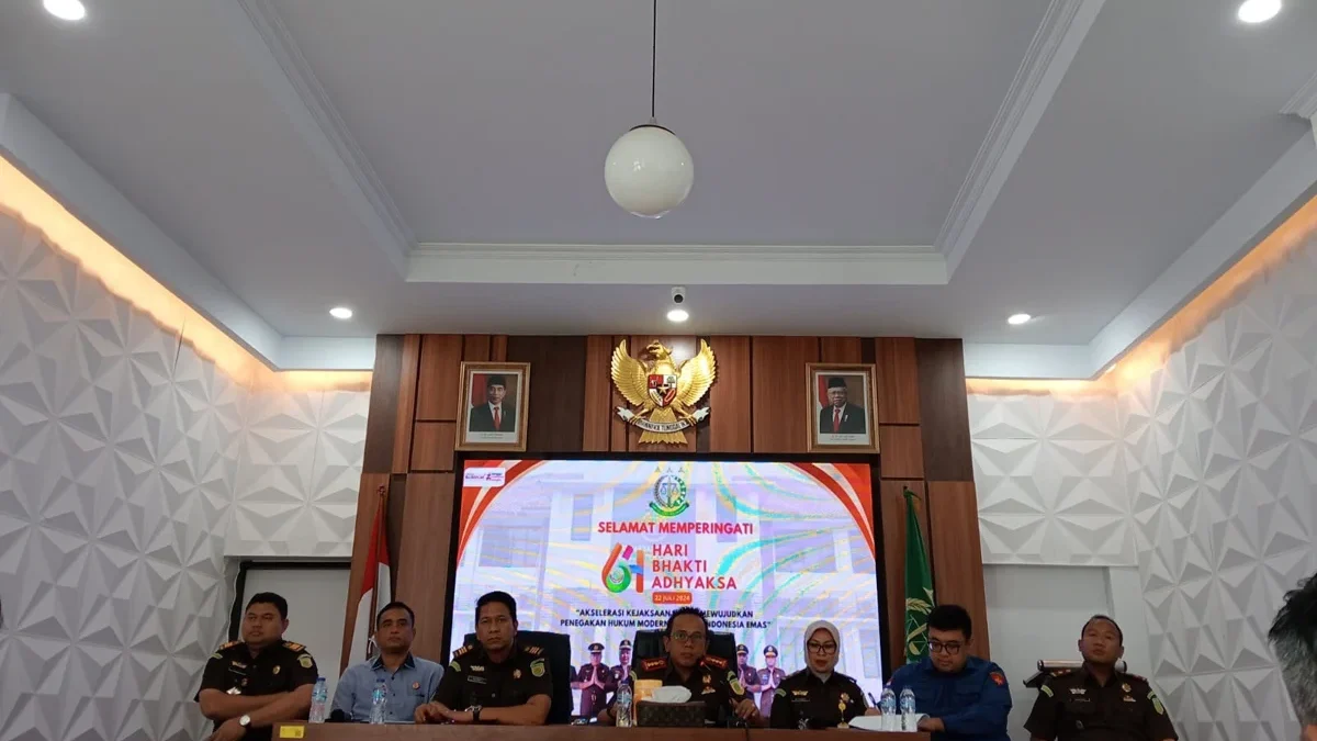 Kejaksaan Negeri Kabupaten Cirebon meliris kegiatan pelanggaran lalu lintas di semester pertama tahun 2024.