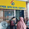 Nasabah Perumda BPR Bank Cirebon.