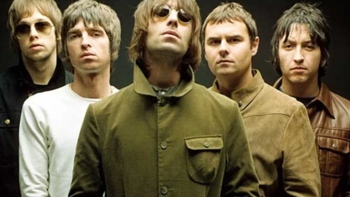 Romansa dan Nostalgia: Rekomendasi Lagu-Lagu Cinta dari Oasis Romansa dan Nostalgia: Rekomendasi Lagu-Lagu Cinta dari Oasis