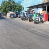 Jalan Pamitran yang kerap dijadikan berjualan pedagang lemprakan pasar tumpah di luar area Pasar Pagi.