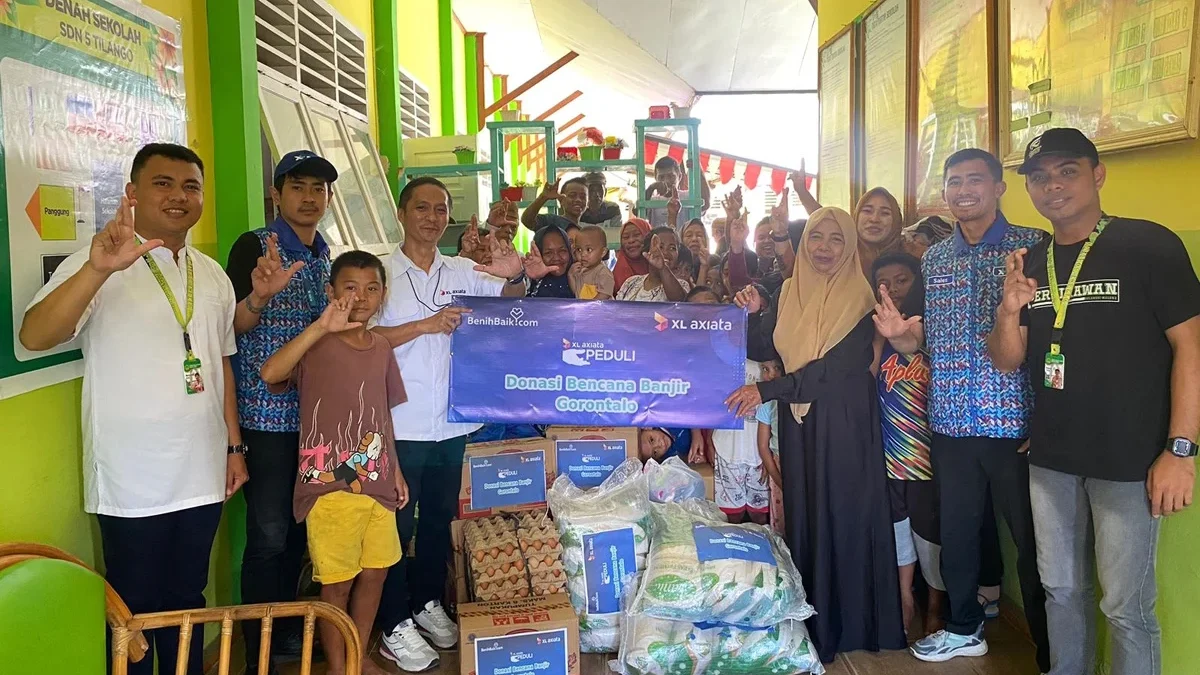 xl bantu korban gempa Gorontalo