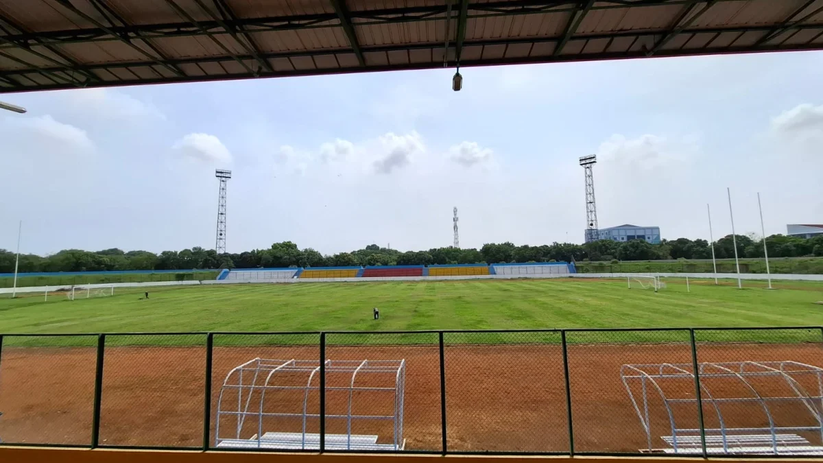 Stadion Utama Bima Kota Cirebon PS Biak