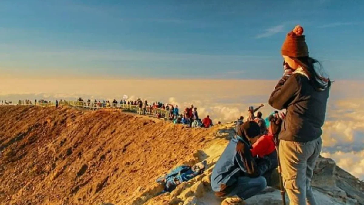 Jalur pendakian gunung ciremai