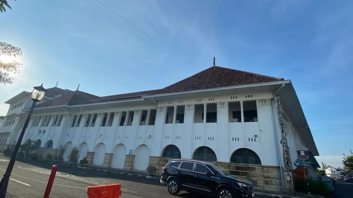Gedung BAT Kota Cirebon