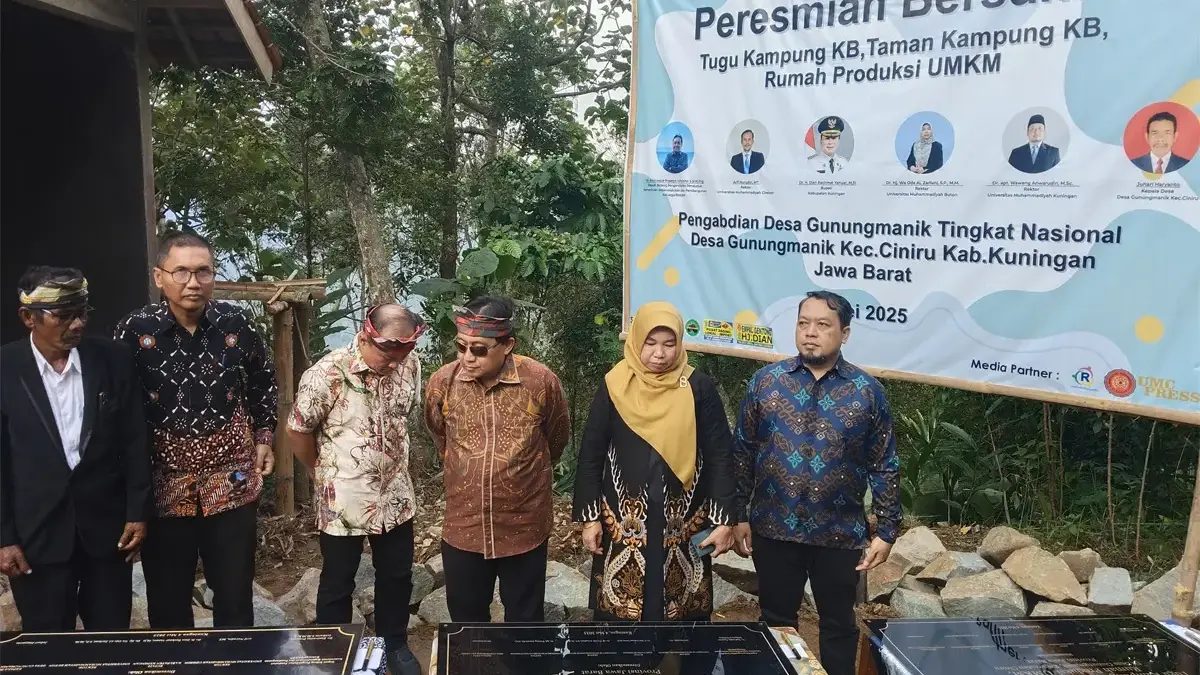 Bupati Kuningan Resmikan Kampung KB di Desa Gunungmanik