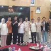 Bupati Cirebon dan Sekda Rapat dengan DPRD