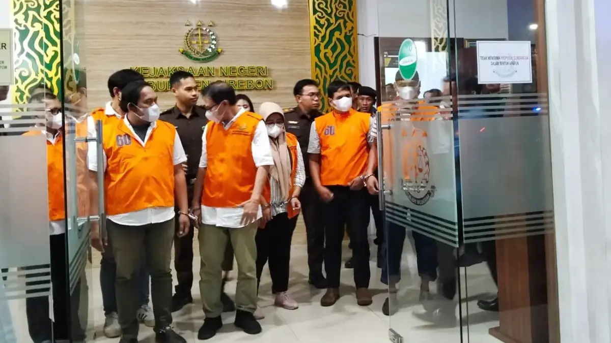 kepala dpkpp cirebon ditahan jaksa