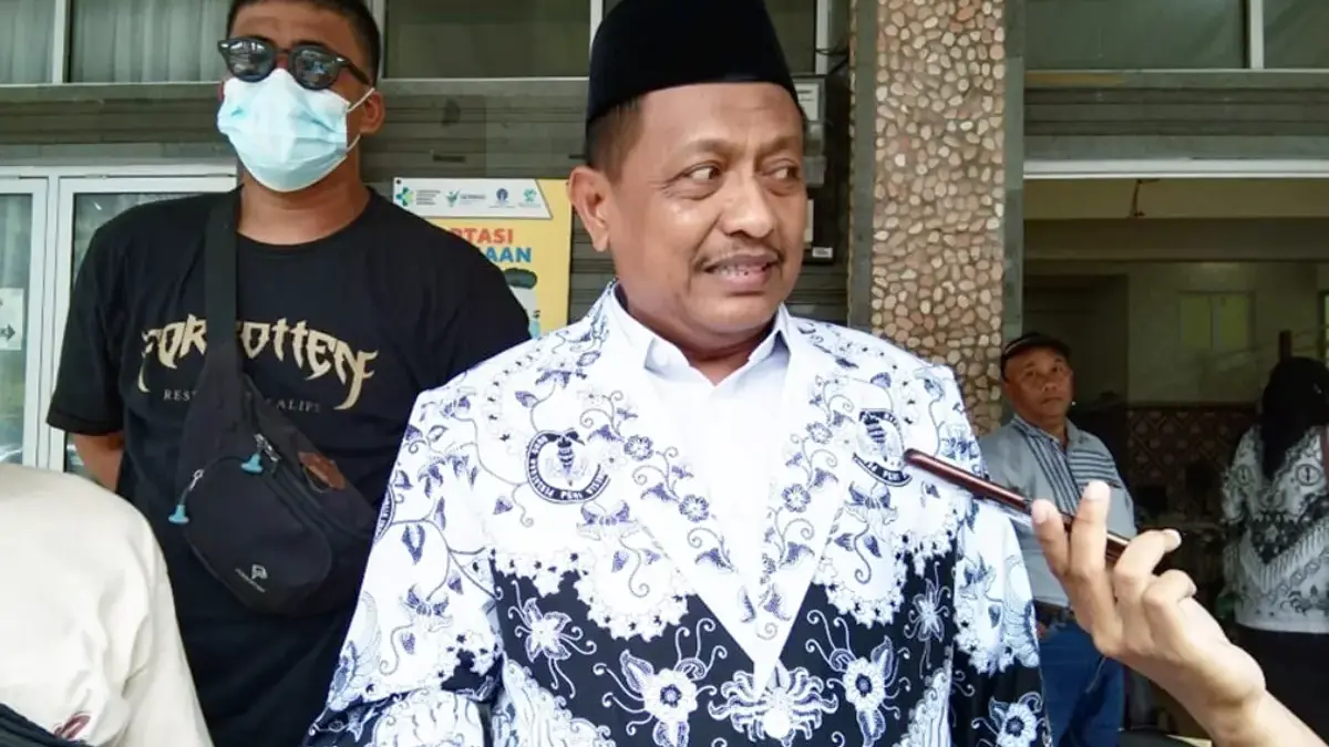 Kepala Dinas Pendidikan Kabupaten Cirebon