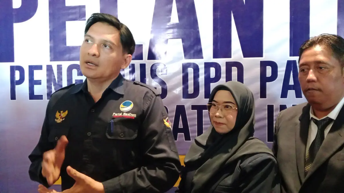 Bupati Indramayu Lucky Hakim