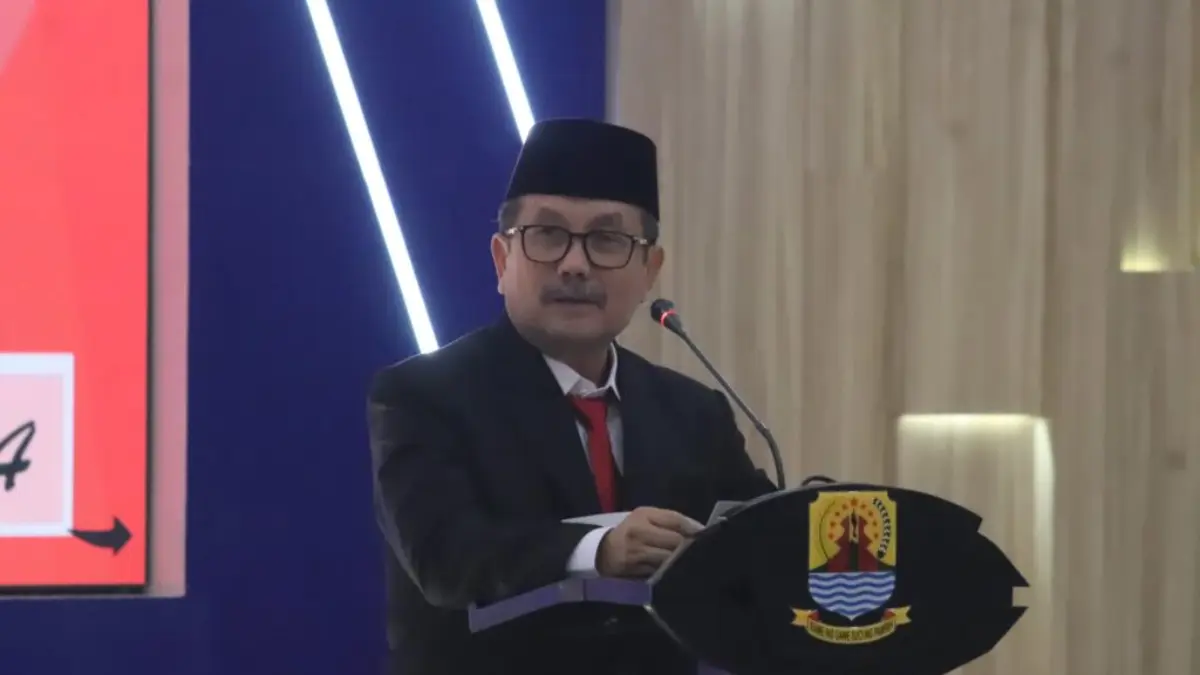 Bupati Imron