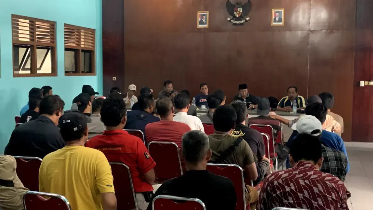 retribusi pasar sandang jatibarang