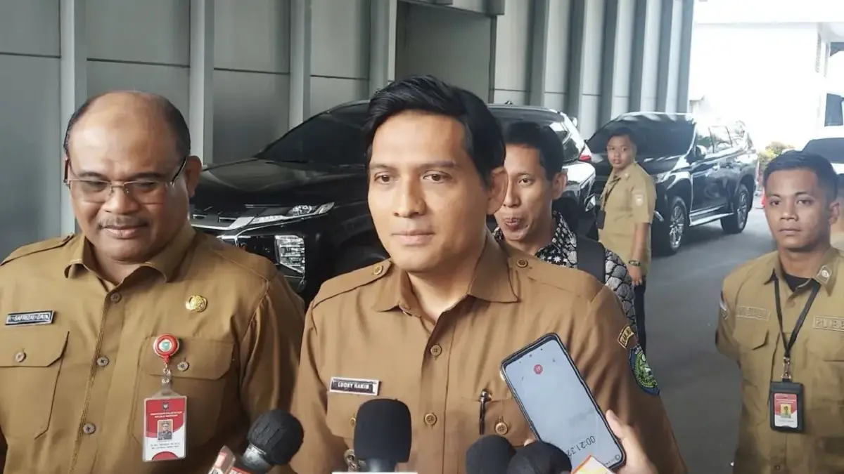 lucky hakim magang di kemendagri