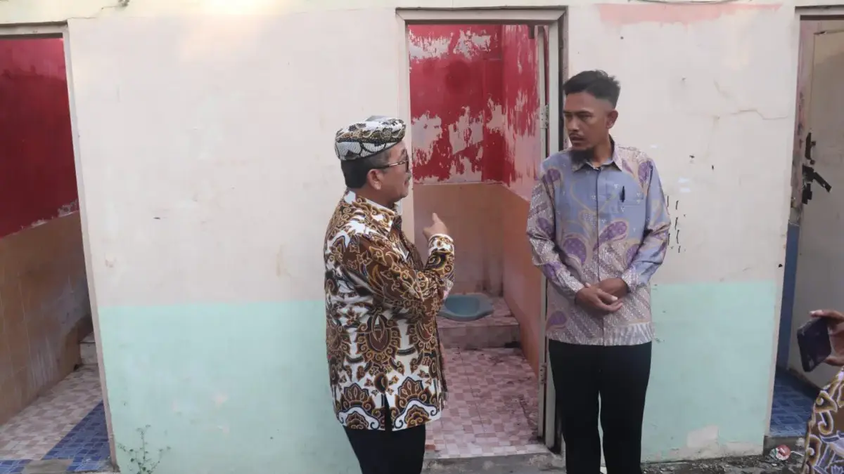 bupati cirebon sidak sekolah di perbatasan