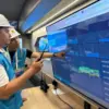 Petugas PLN