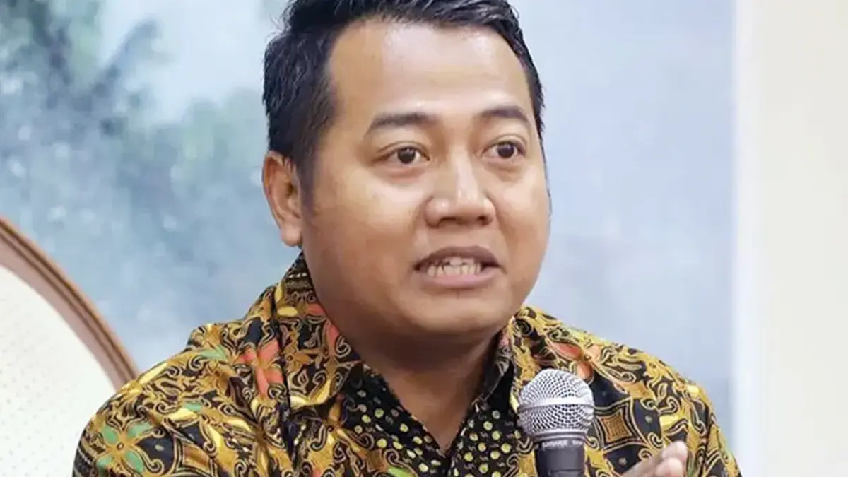 Isu Reshuffle Kabinet Menguat, Pakar Sebut Presiden Prabowo Tak Perlu Takut engamat politik UIN Jakarta Adi Prayitno menyatakan,