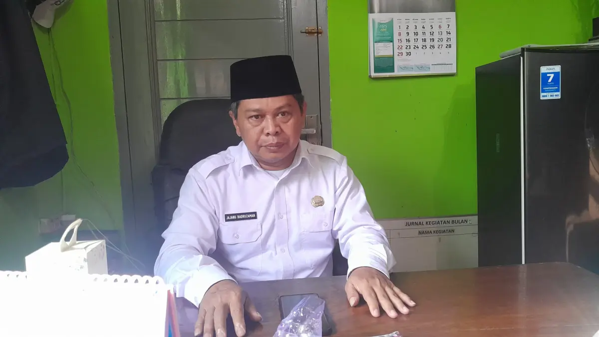 Kasi Pendidikan Madrasah Kantor Kemenag Kabupaten Cirebon, H Jajang Badruzzaman