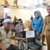Kadinsos Kabupaten Cirebon Dra Indra Fitriani MM
