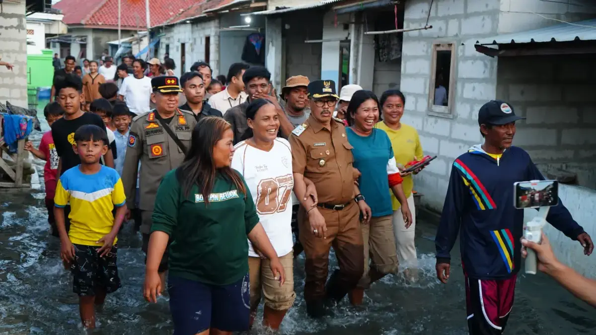 banjir rob di Desa Eretan Wetan