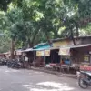 PKL di kawasan Stadion Bima