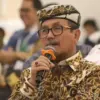 bupati cirebon pakai uang sendiri perjalanan dinas