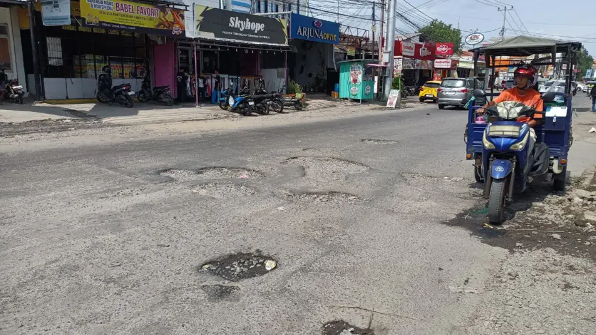 Jalan Ciremai Raya,