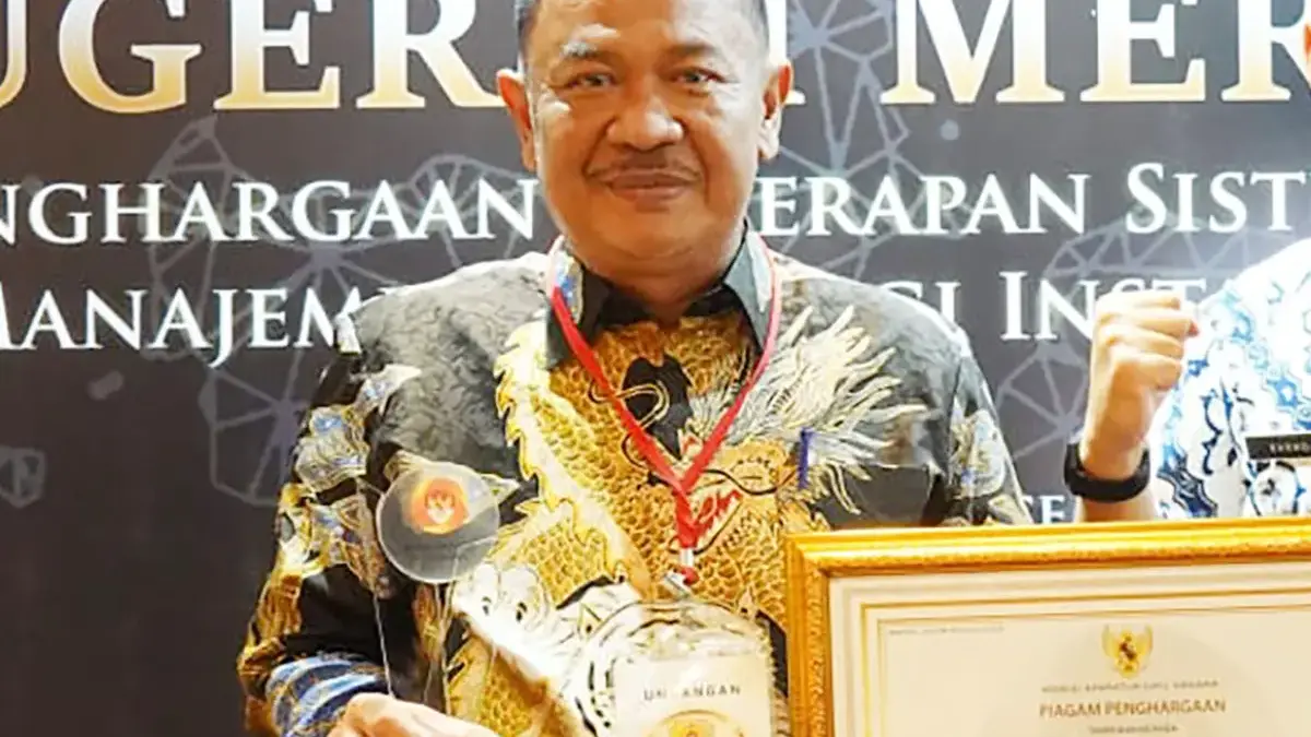 Hendra calon sekda kabupaten cirebon