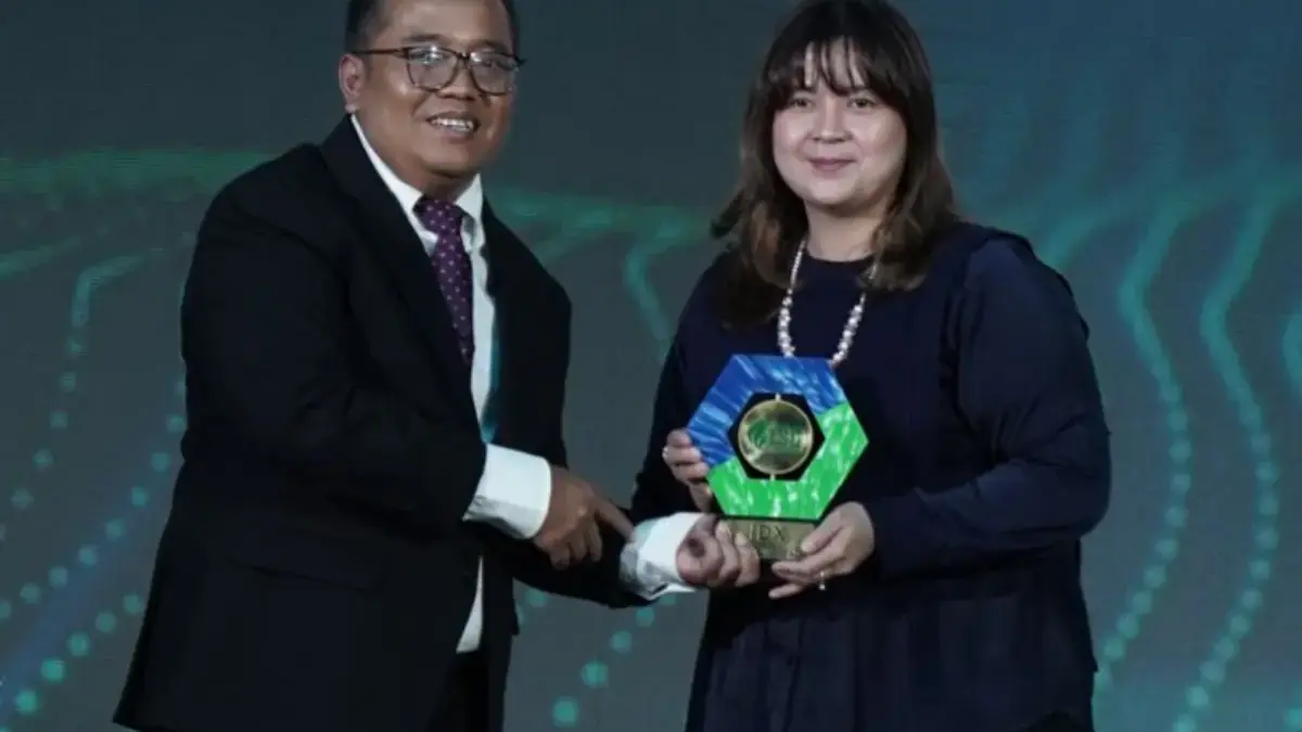 XLSMART Raih Tiga Penghargaan di Bidang ESG, Layanan Pelanggan, dan Inovasi Teknologi
